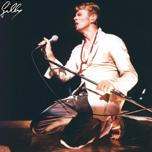 David Bowie 1997-08-02 Liverpool ,Royal Court Theatre (off Master) (1) - SQ 8+