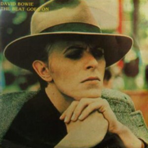 David Bowie The Beat Goes On (compilation of Dollars in drag & 1980 floor show, His masters voice) - SQ 8