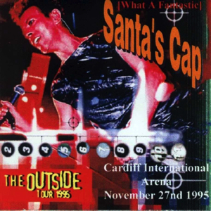 David Bowie 1995-11-27 Cardiff ,International Arena - What a fantastic Santas Cap - SQ 9