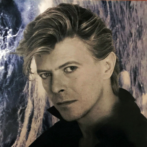 david-bowie-waiting-in-the-wind