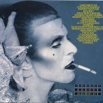 david-bowie-changes-three-bowie-back