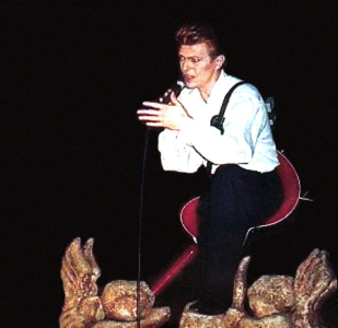 david-bowie-live-in-norway-1990-in