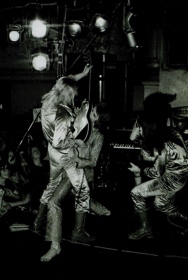  DAVID-BOWIE-Aylesbury-Friars-Club-1972