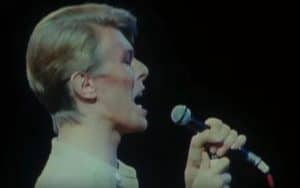 David Bowie closes out his Tokyo show with a captivating ‘Station to Station’ in 1978