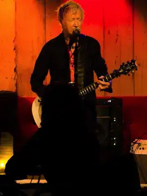 Gerry Leonard performing live with David Bowie, late 1990s–early 2000s