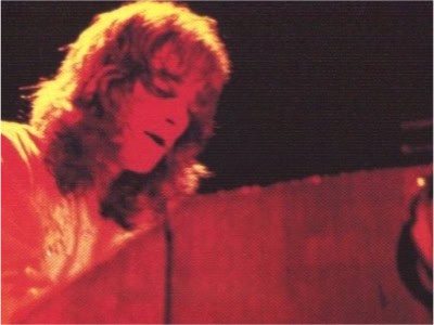 Tony Kaye keyboardist